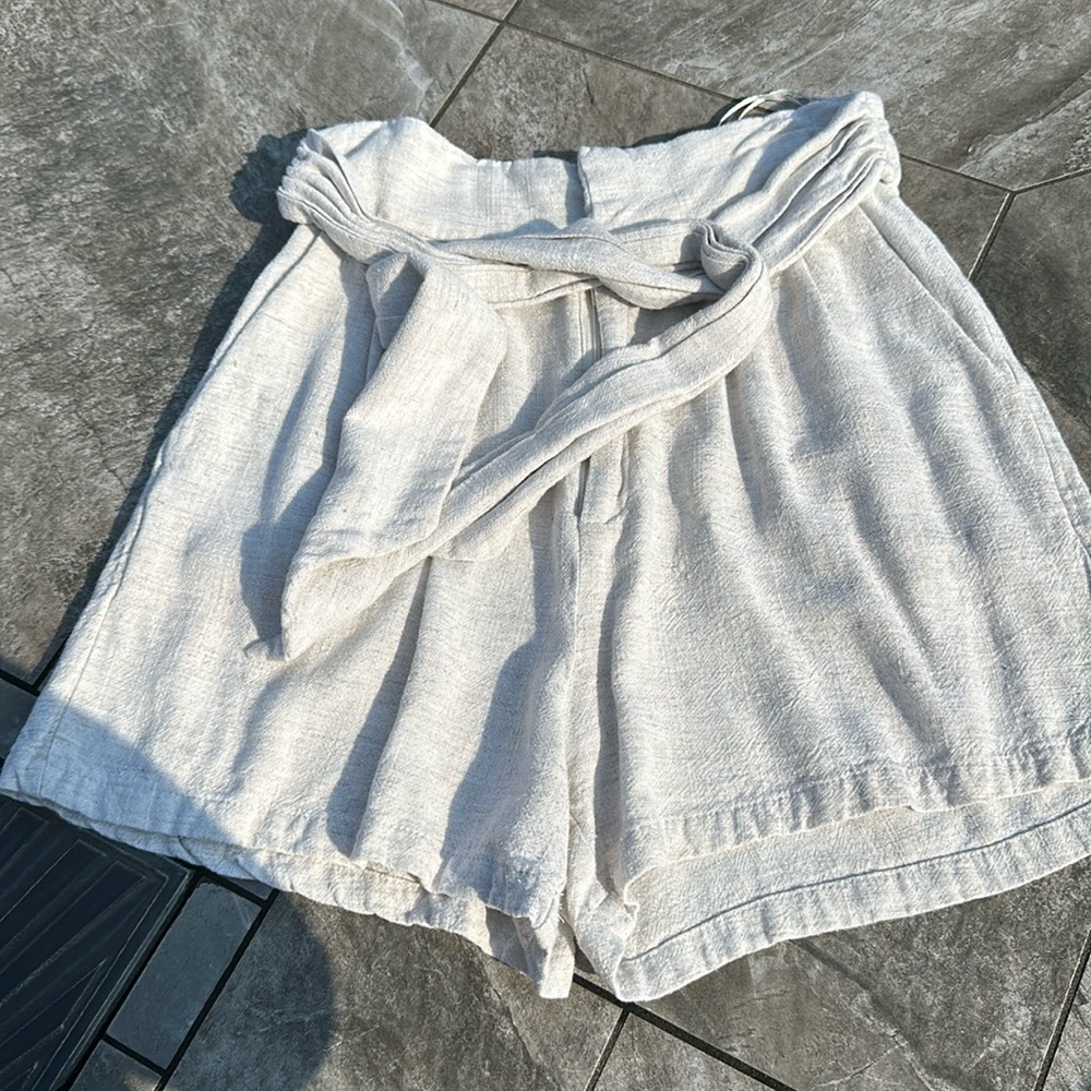 Casual or dress shorts with attached tie